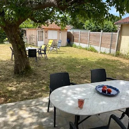 Bagatelle House Tatil Evi *