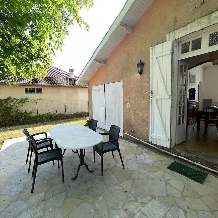 Bagatelle House Tatil Evi *