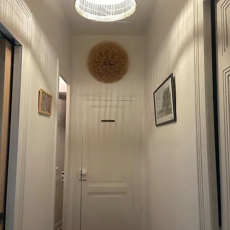Bagatelle House *